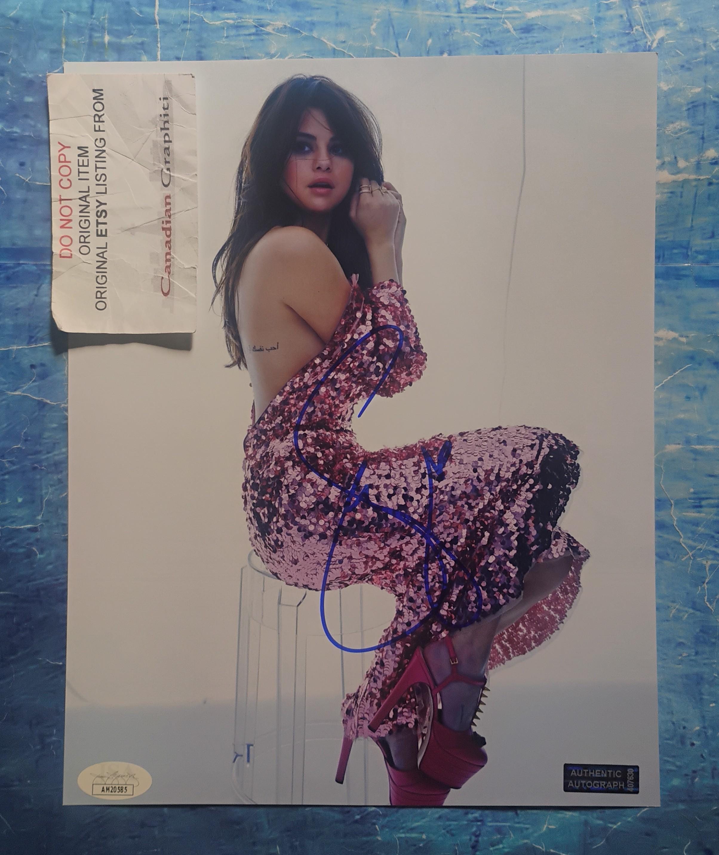 セレーナ ゴメス 直筆サイン Selena gomez autograph - Etsy 日本