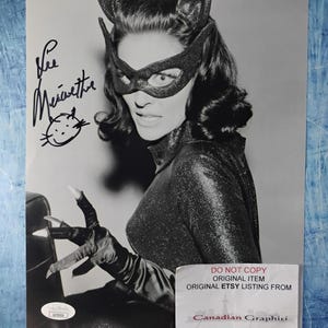 リー・メリウェザー直筆サイン入り8x10写真 JSA COA キャットウーマン