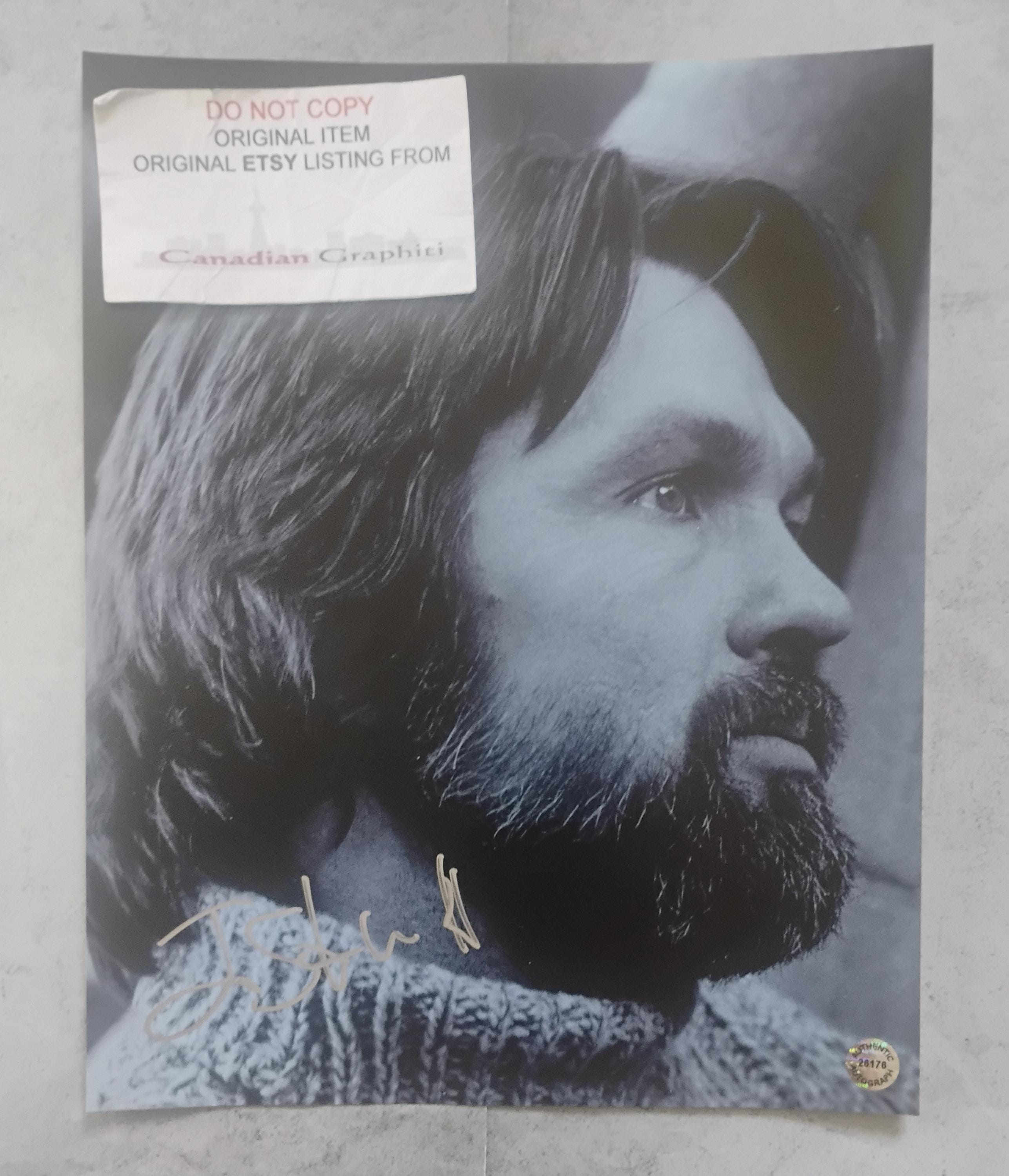 トム・スケリット直筆サイン入り8x10写真 COA - Etsy 日本
