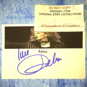 Reba McEntire Autogramm Karte COA