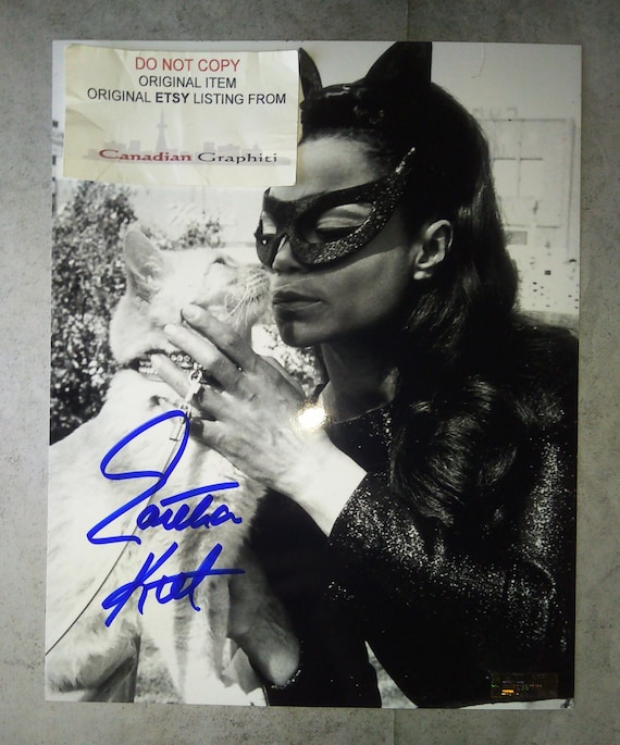 Eartha Kitt Hand Signed Autograph 8x10 Photo COA Catwoman