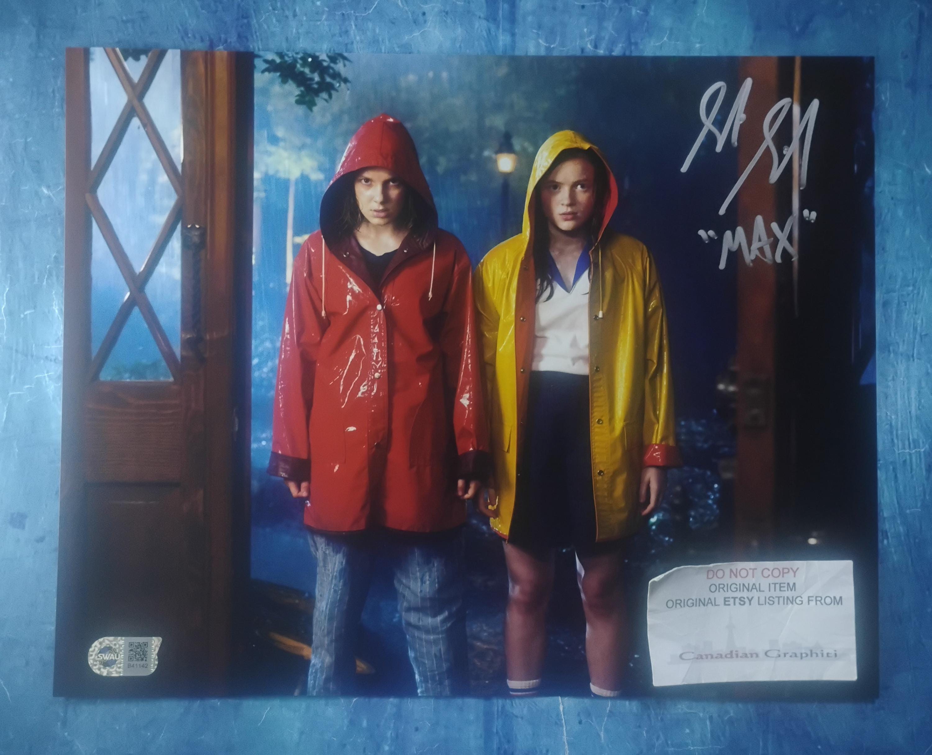 セイディーシンク ストレンジャーシングス マックス SWAU直筆サイン セイディーシンク ストレンジャーシングス マックス SWAU直筆サイン