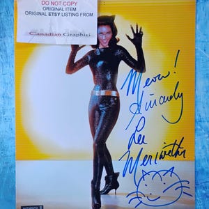 リー・メリウェザー直筆サイン入り8x10写真 COA付き キャットウーマン