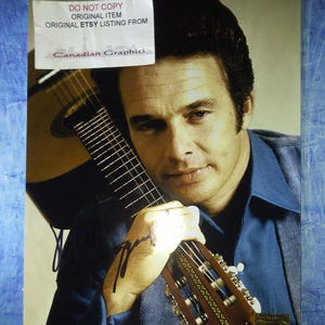 Merle Haggard Hand Signed Autograph 8x10 Photo COA