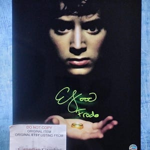 イライジャ・ウッド直筆サイン入り 8x10 ロード・オブ・ザ