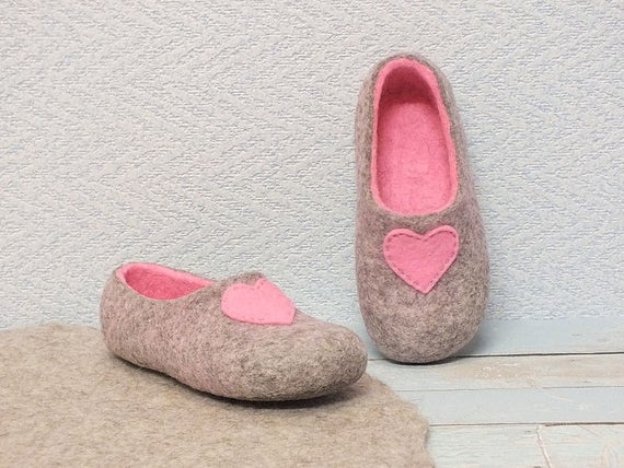 woolen shoes for ladies