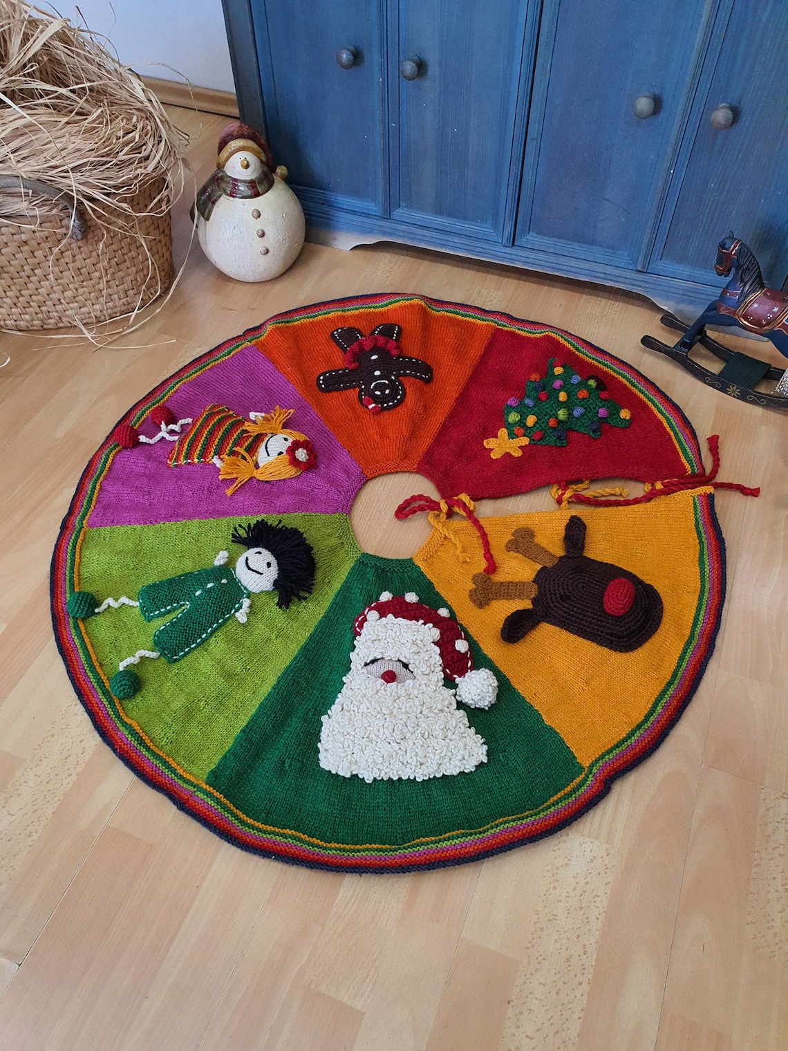 Unique Christmas Tree Skirts 