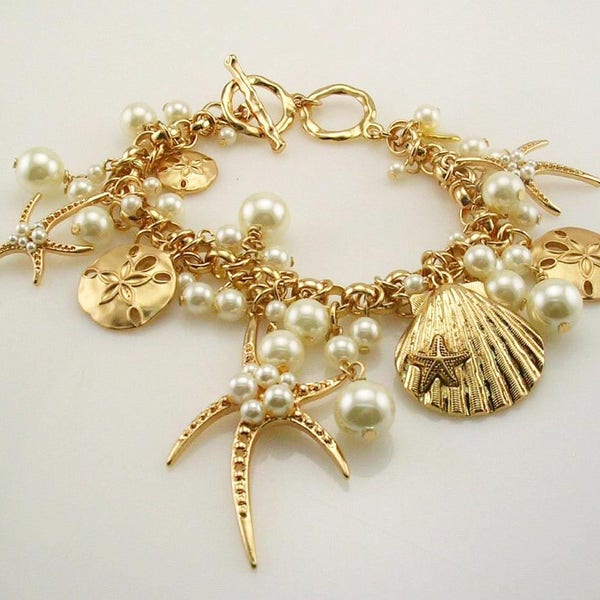 Joan Rivers Faux Pearl Star Fish Charm  Bracelet  7 1/2"  to 8 1'2"gold tone