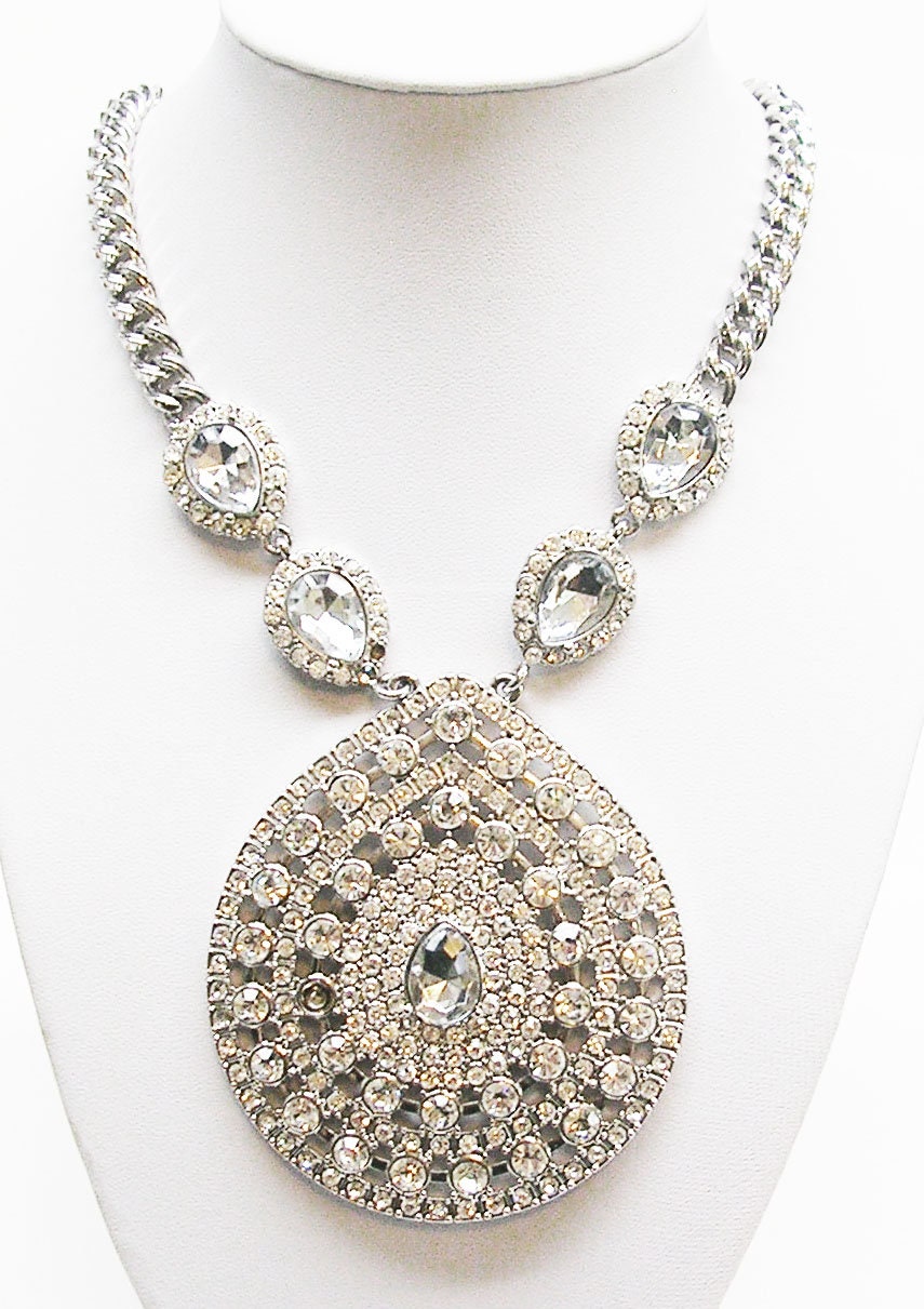 Cat Deeley Bold Faceted Crystal Necklace 15