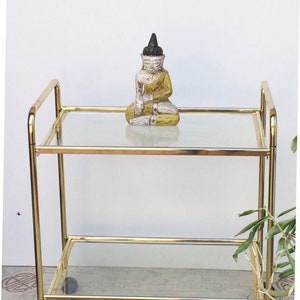Serveerwagen van messing, opvouwbare barwagen, glazen serveerwagen, gouden salontafel, verrijdbare bijzettafel, Hollywood Regency Modern Vintage jaren 60