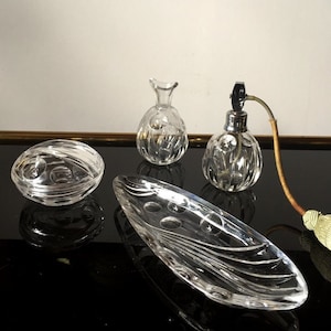 Lead crystal perfume glasses set, vanity glass hand cut Moser style, Art Deco flacon, shell lidded shell cut, geometric, 1930s