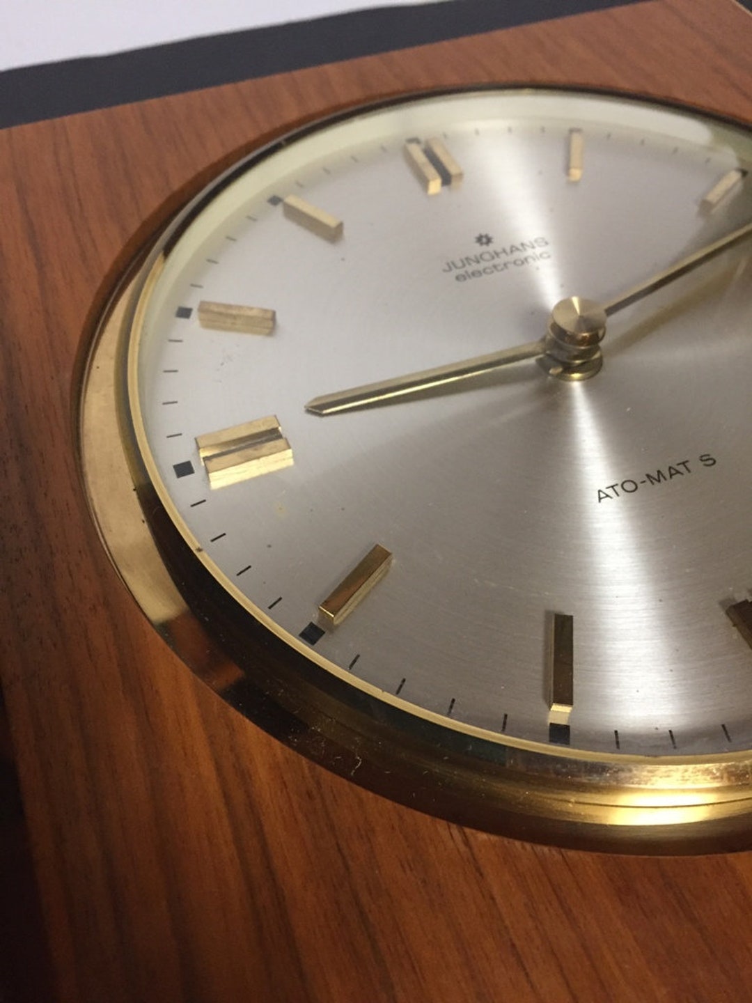 Junghans ATO-MAT S 掛時計 ゴールド il_1080xN.3447265663_eb8l.jpg