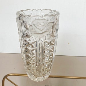 Glass vase rose design crystal vase vintage crystal glass vase roses ornaments flower vase 1970-80s