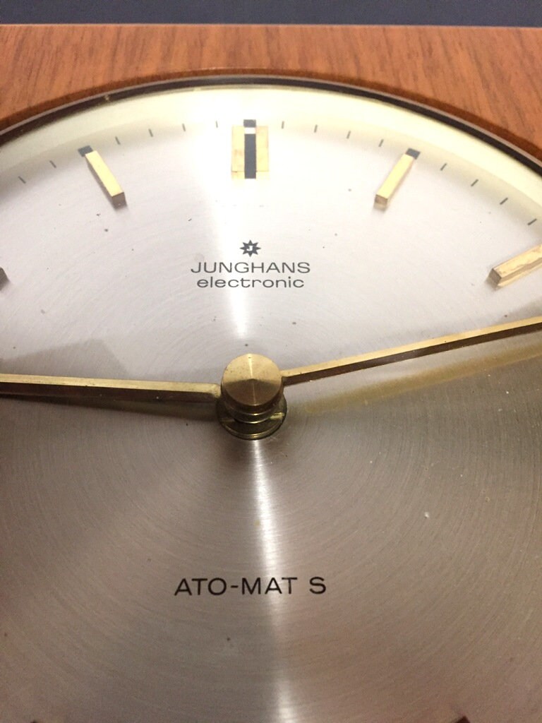 Junghans ATO-MAT S 掛時計 ゴールド Wall Clock Junghans ATO-MAT S Junghans, Germany Sunburst