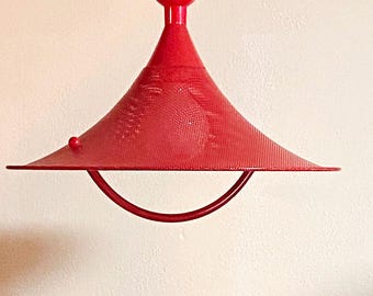 Lampada a sospensione rossa vintage – stile Memphis, anni '80, lampada da soffitto in metallo, classico del design postmoderno, altezza regolabile