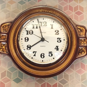 60s ceramic wall clock, Manufaktur Staiger Germany handmade, kitchen clock brown orange glaze, Pop Art Original vintage quartz clock 1960s