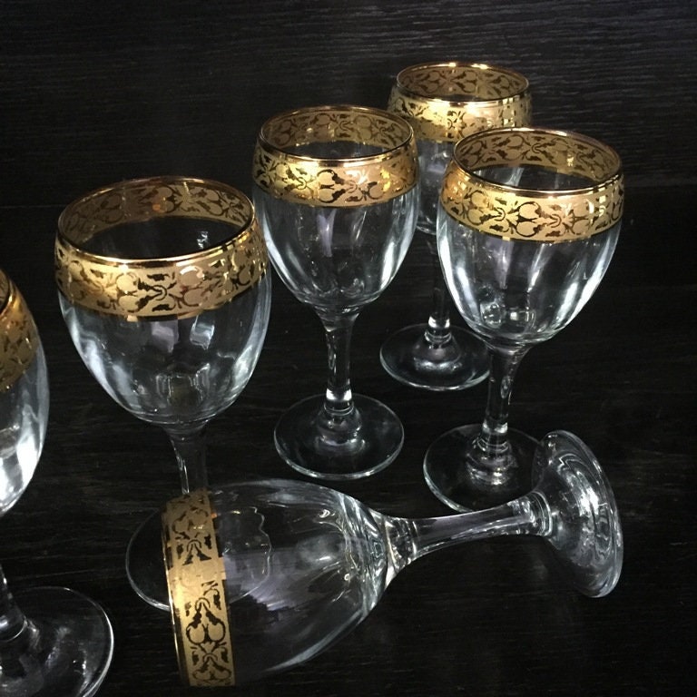 Vintage Murano Wine Glasses with Gold Threading – fleurdetroit