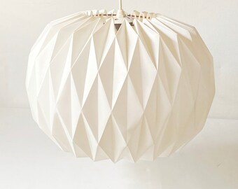 60er Design Hängelampe seltene Polygon Lampe weiss  Origami Kunstwerk Kunststoff Metall grafisch Design Ballon  Cocoon Leuchte Modern Art