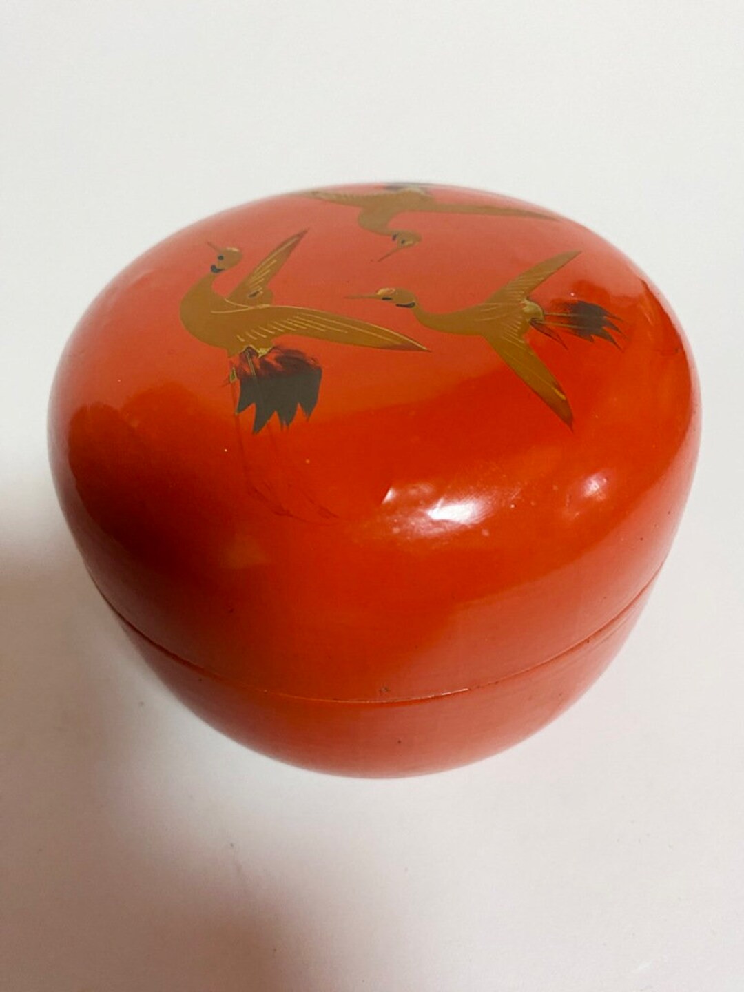 Natsume (tea caddy) gold lacquer, chiku-rin (bamboo forest) motif by A