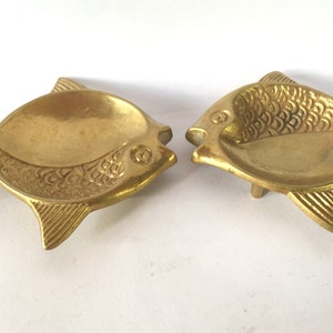 Boho brass fish mini bowls SET 2x puffer fish ring bowl kissing fish solid handwork figran fish Boho Regency