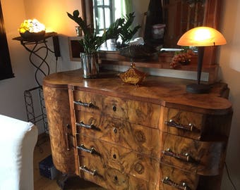 Commode vintage plaqué noyer - à restaurer - compartiment meuble bar intégré 1940 Italie Borsani Crédence style baroque Art déco années 40