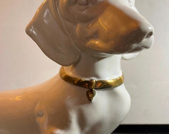 Cachorro Dachshund de porcelana, filhote de Dachshund branco com coleira dourada, presente para fãs de Dachshund.