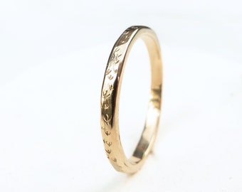 Vogel Ring mit Feder aus mattem 585er Gold