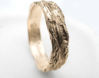 Nature Wedding Ring in 14k gold.  Rustic Tree Wedding Band