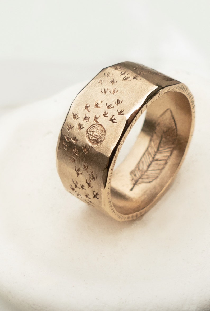 Mens Feather Ring 14k Gold Rustic Wedding Band With Birds image 1