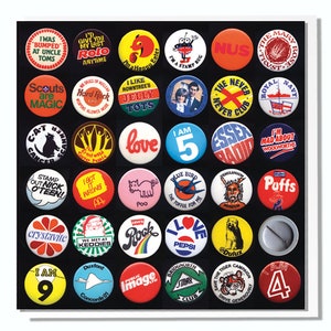 Emblemas retrô de cartão de aniversário
