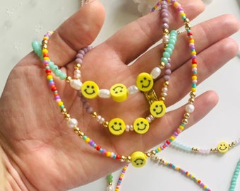 Smiley Face Necklace Happy Face Pearl Choker Rainbow Beaded