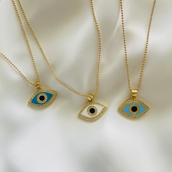 Intuitive Third Eye Necklace With Emerald | CONGÉS LIFE