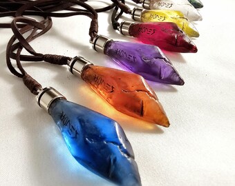 Jyn's Kyber Crystal Pendant Necklace - Lit version - Trust In The FORCE! Soulinertia - Fatal5150 (Lightsaber, Jyn Erso, Rogue One, Jedi)