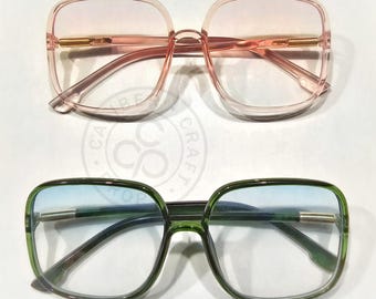 Oversized Square Aunt Gladys Costume Sunglasses, from the film Weapons - You pick, Gradient Green or Pink w/Case vintage 70's style - New!