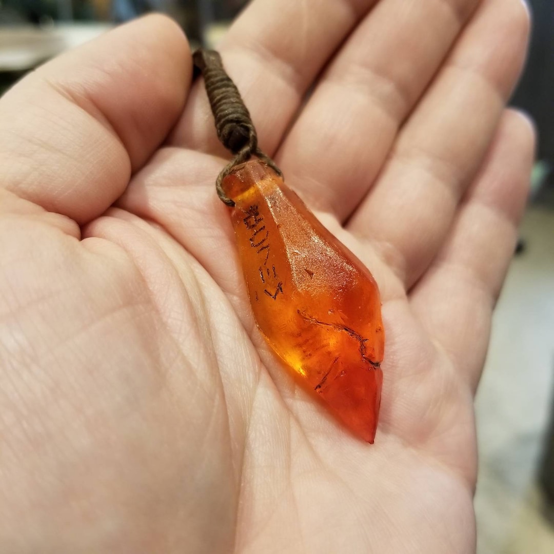 Orange Version Cal Kestis Kyber Crystal Pendant Necklace Lightsaber Jyn