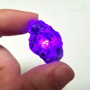 Raw Infinity Stones (INDIVIDUAL) - Infinity Gauntlet Avengers wandavisio Thanos cosplay wanda vision purple blue green red yellow orange gem