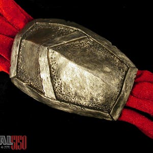 300 Spartan King Leonidas Cape Clasp brooch pin - costume or cosplay (spartans wolf fang empire shield tooth teeth race helmet) molon labe