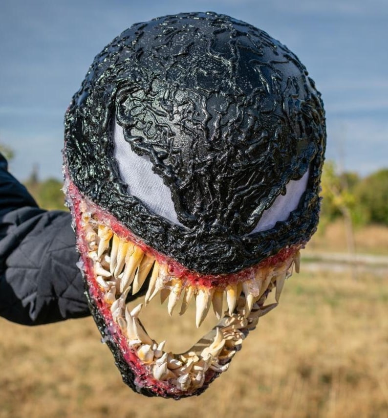 Venom mask Cosplay. Marvel. Black Symbiote. Venom helmet Venom mask Cosplay. Marvel. Black Symbiote. Venom helmet
