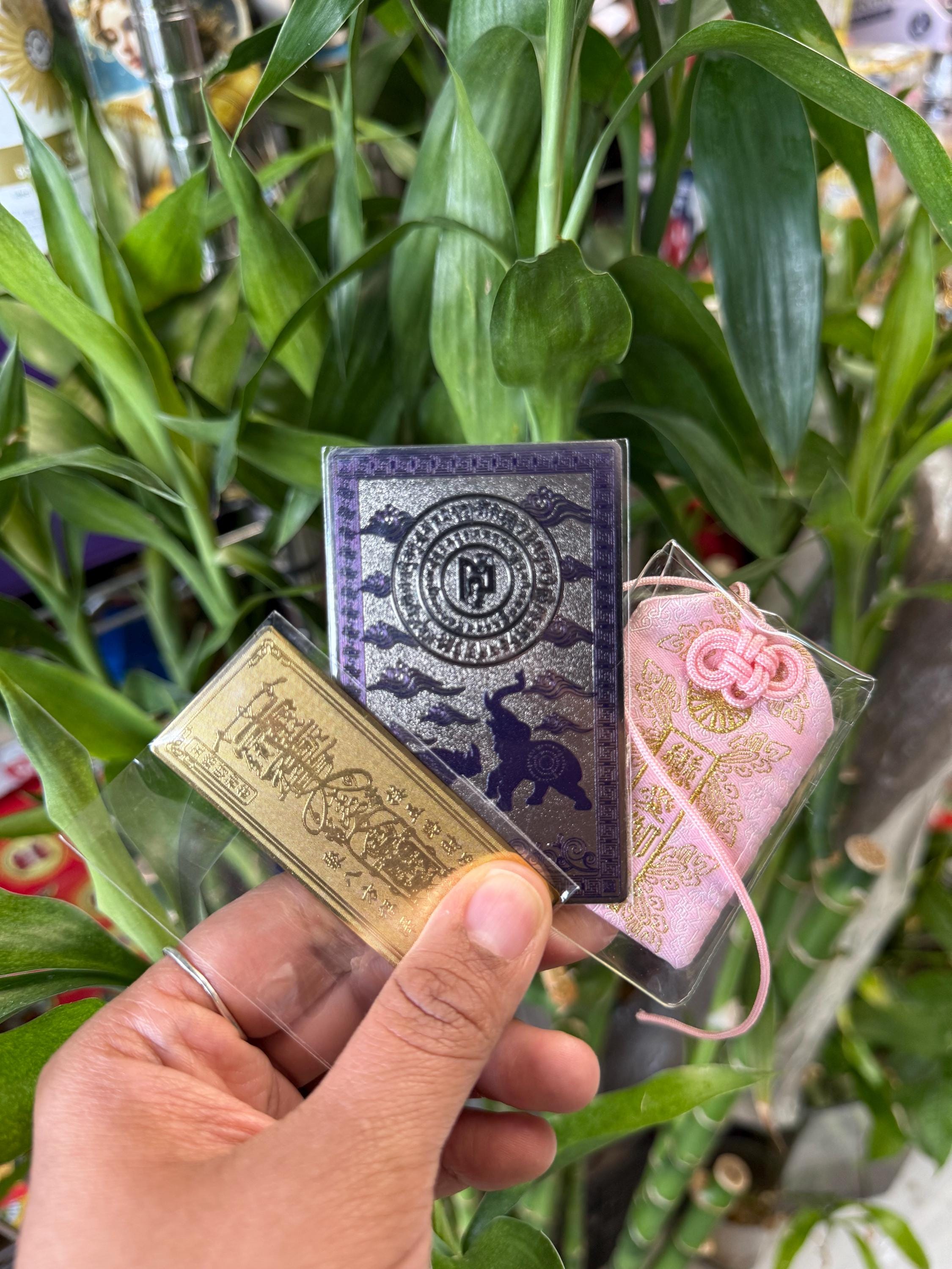 中国のお守り - Etsy 日本