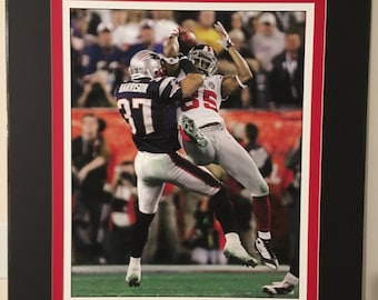 Football memorabilia, super bowl, photograph of the greatest catch in super bowl history,  tyre's catch, great football catch, giants