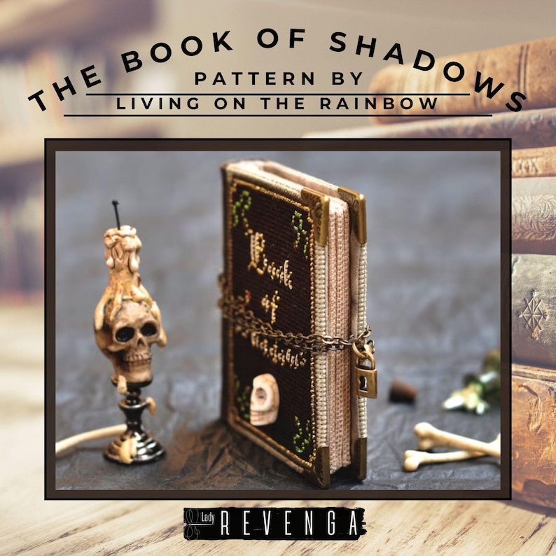 Pacote de enfeites para o projeto de ponto cruz "Livro das Sombras" da LivingontheRainbow. Materiais para ponto cruz, pingentes e tecido. imagem 1