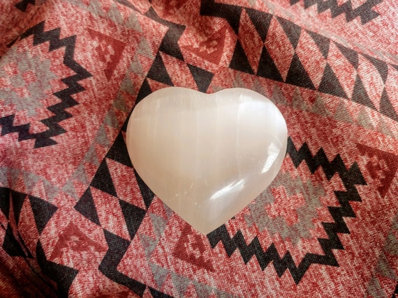 White Selenite Stone - 2" Puffy Heart Palm Stone - Hand Carverd Pocket Rock - Negavite Engery Protection - Reiki Healing - Crystal Gift