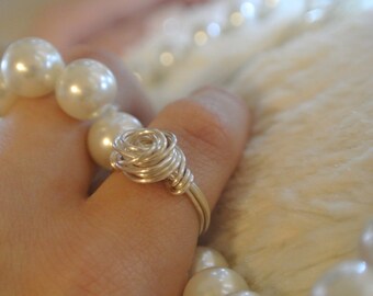 Ring i sterlingsilver med trådros