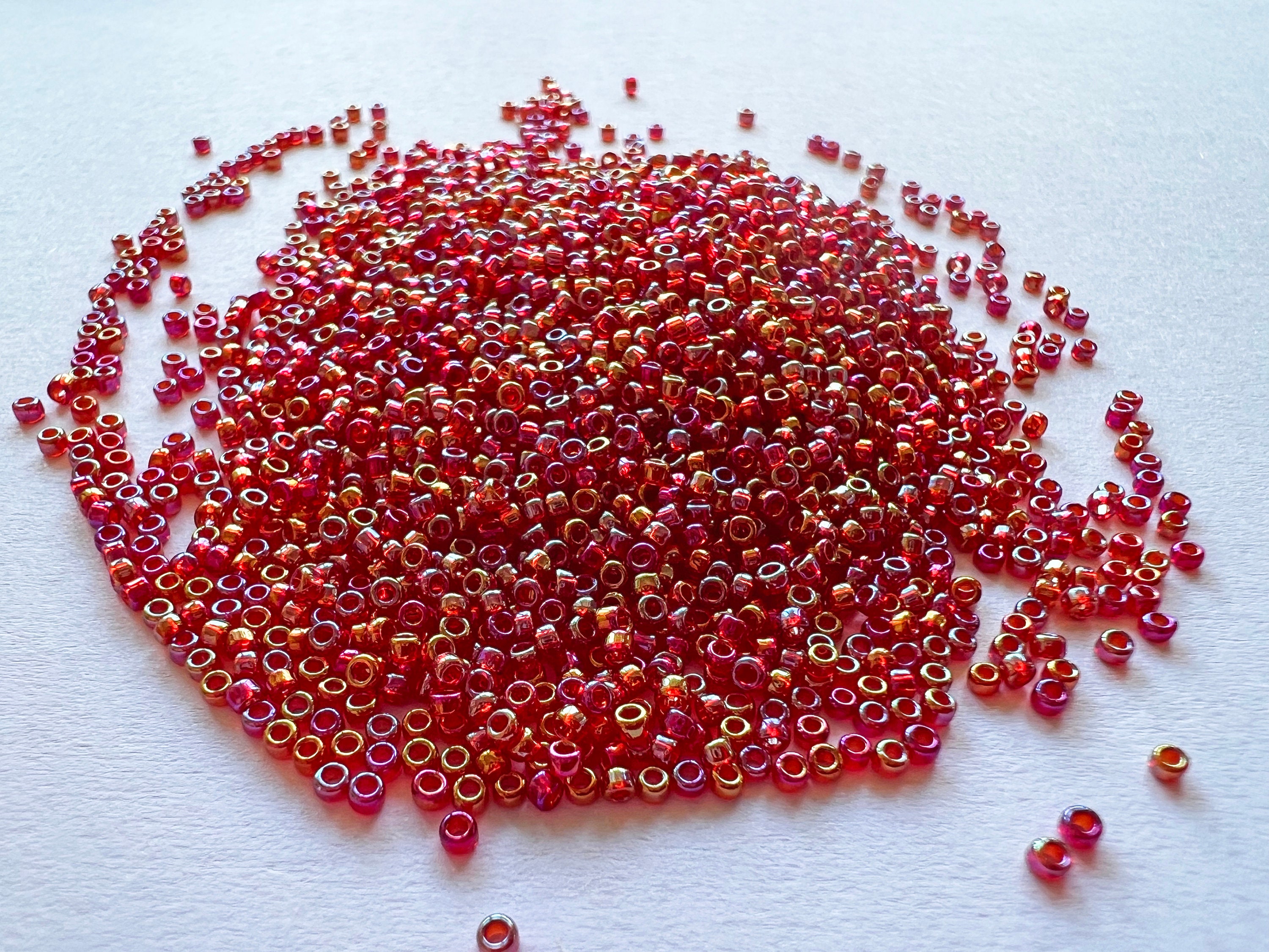 15-1684, Miyuki 8.2g Opaque Red 15-1684, Miyuki 8.2g Opaque Red