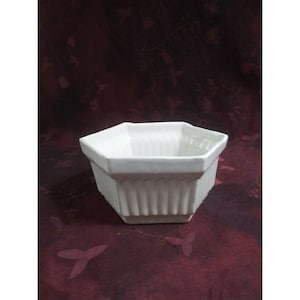 Vintage Robinson Ransbottom Roseville White Hexagon Planter