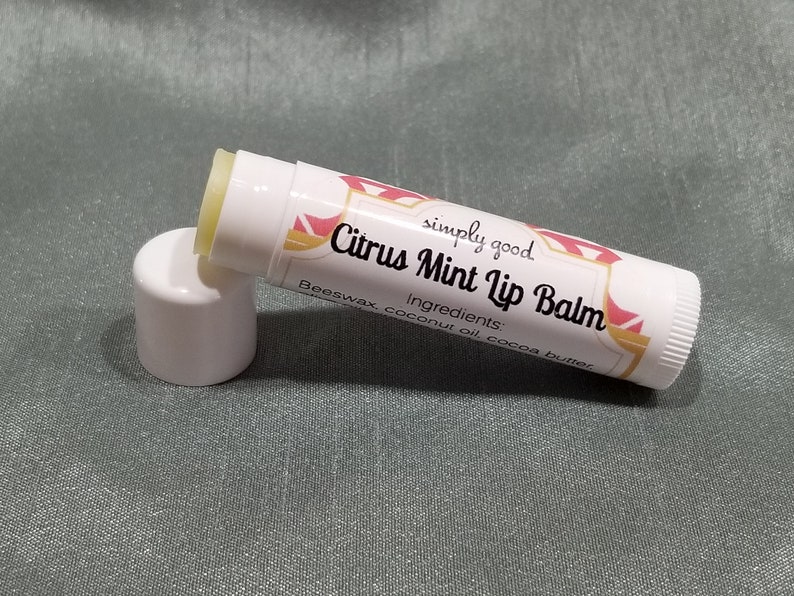 Natural Lip Balm With Beeswax, Coconut Oil, Cocoa Butter, Olive Oil