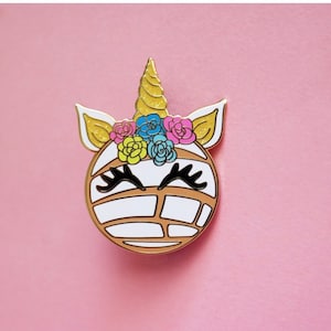 Uniconcha Pan Dulce Pin | Concha Enamel Lapel Pin | Mexican Sweet Bread Pin