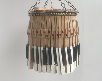 piano light fixture