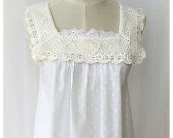 Vintage look cotton night gown