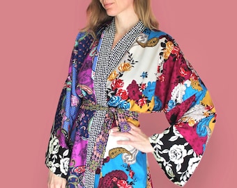 Pretty Housecoat / Robe in Paisley Zen Garden